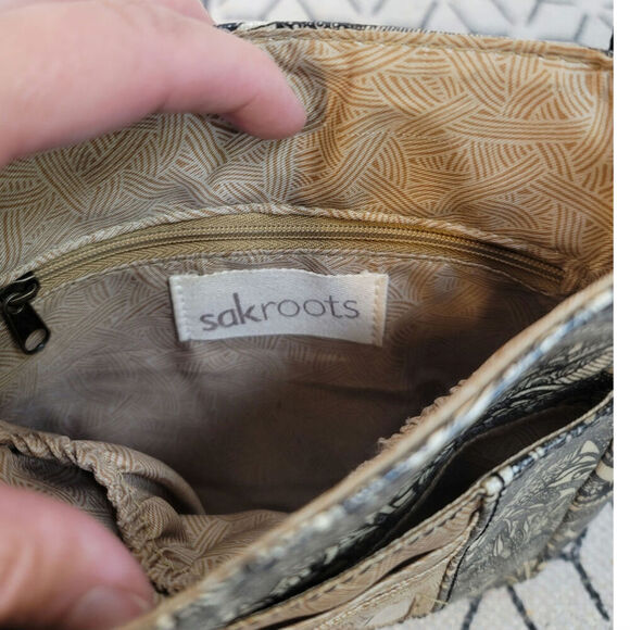 Sakroots Crossbody Black Spirit Lace Canvas Coated Bag Purse - Picture 8 of 13